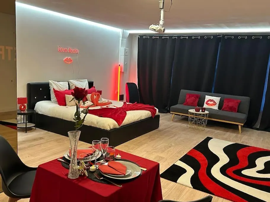 Love Room 80M2 Bdsm 50 Nuances De Grey - Sauna - Parking Gratuit Antibes Appartement